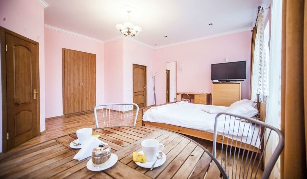 Apartamenti Dvinska Даугавпилс Экстерьер фото